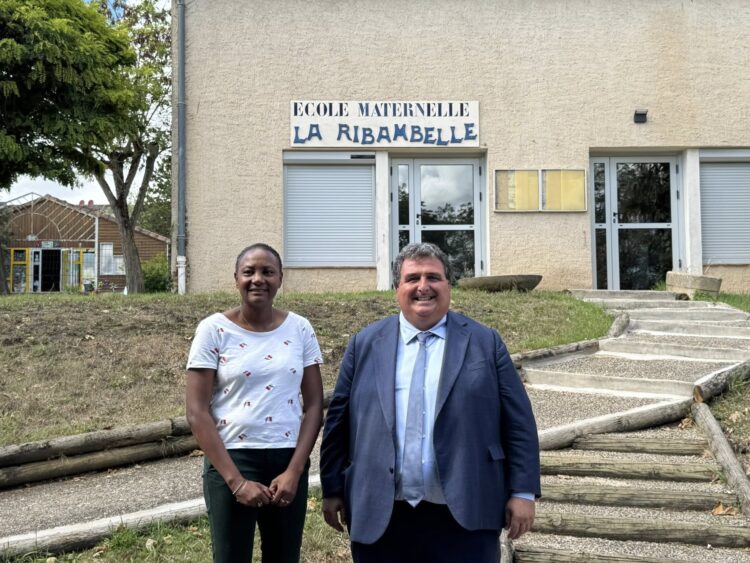 Le député David Taupiac en tournée dans les écoles de Lectoure