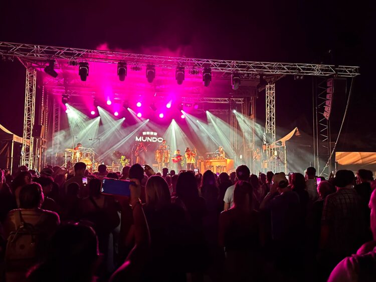 Concert&nbsp;: des artistes de renom et un public survolté à Lectoure