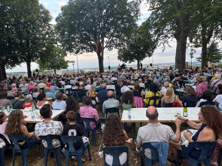 Une soirée musicale d'exception au Jardin des Marronniers à Lectoure