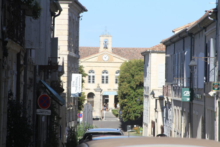 Lectoure renouvelle son label «&nbsp;Quatre Fleurs&nbsp;»